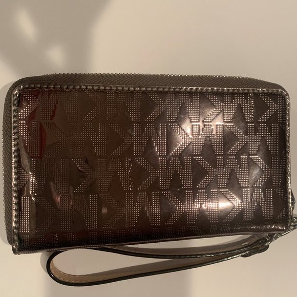 MICHAEL KORS Jet Set Metallic Mirror Wallet - Picture 2 of 8